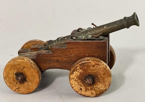 Antique model ships - ships, cannon