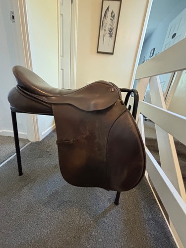 Inch jeffries wide saddle - 16.5,