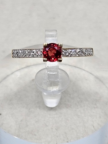 9kt gold red spinel - 9kt,