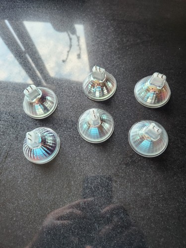 Used 12v pin - 12v,