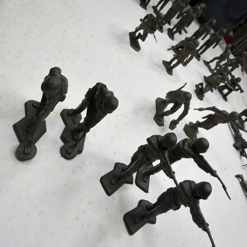 Vintage lot louis marx ww2 - vintage,