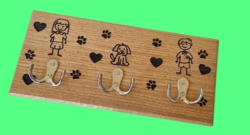Oak coat hanger with dog - oak, lead