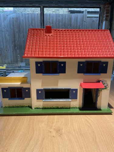 Tri ang toys dolls house - dolls, crest