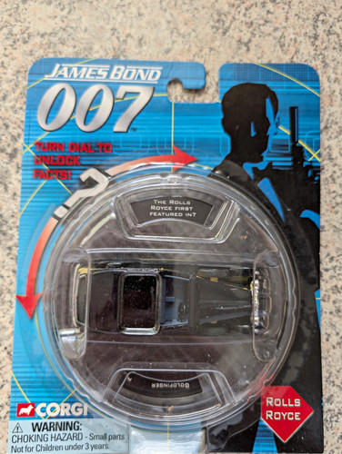 Corgi james bond - james,