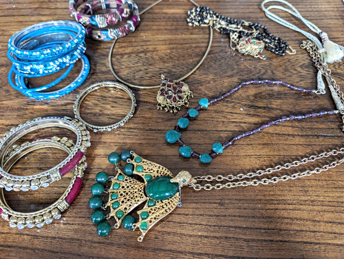 Indian style costume - style, jewellery