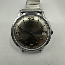 Vintage 1979 Q Timex Silver