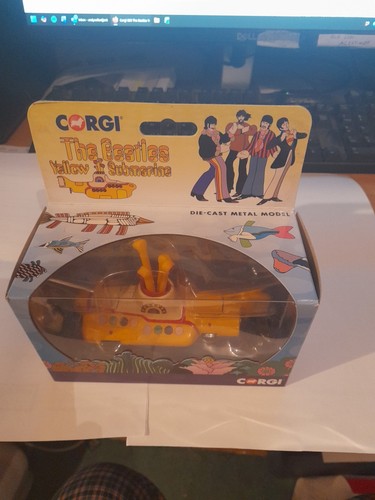 Corgi new still plastic - ,new,still, in