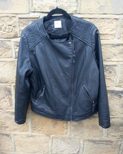Biker Style Jacket in Black