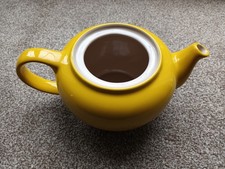 Le Creuset Large Yellow Tea