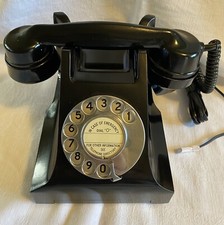 VINTAGE BLACK BAKELITE
