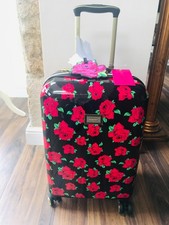 NEW BETSEY JOHNSON ROSES