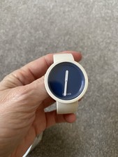 O Clock The Wrist Watch And Matching Bracelet. Size S. Battery Needs Changing. 