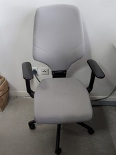 Black Giroflex G64 Ergonomic