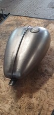 RIBBED MUSTANG PETROL TANK