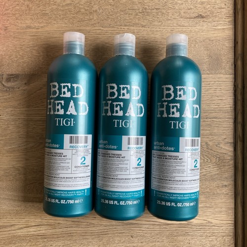 Bed head tigi urban - by,