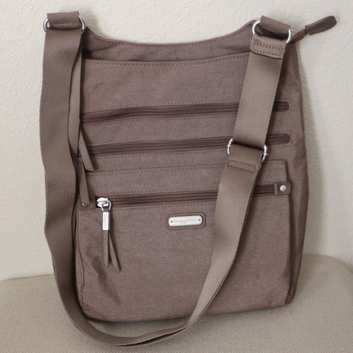 Baggallini around town - around,