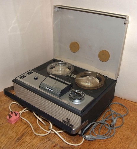Iconic vintage grundig tk120 - vintage,