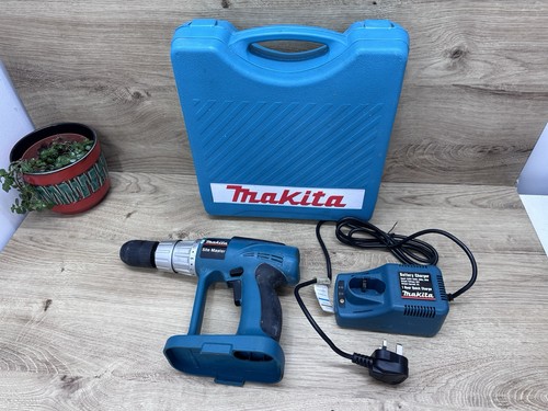 Makita site master 2v - makita,