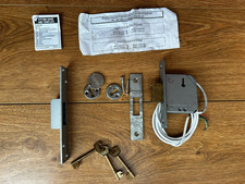 Chubb Dead Lock Security Alarm Connectable With 3 Keys