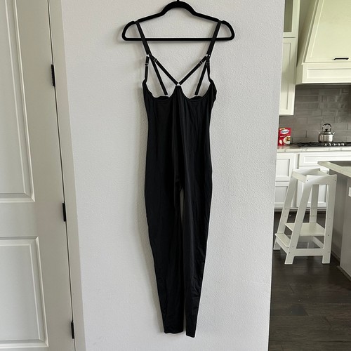 Maison close tapage nocturne - close,
