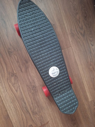Black and red juicysushi - black,