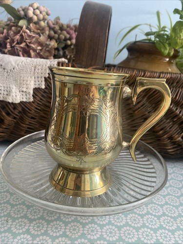 Lovely vintage brass - brass, engraved