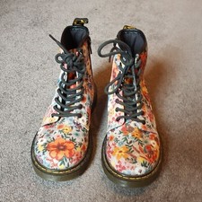 Doc Martens size 2.5 canvas fabric flowery boots - in immaculate condition