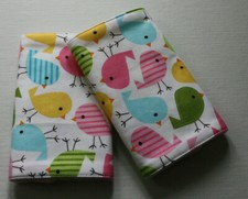 BABY CARRIER DRIBBLE/SUCK