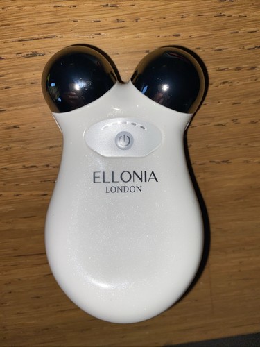 Facial toning device