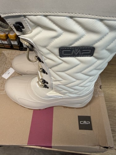 Women cmp nietos - nietos, snow