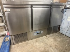 3 Door Compact Counter