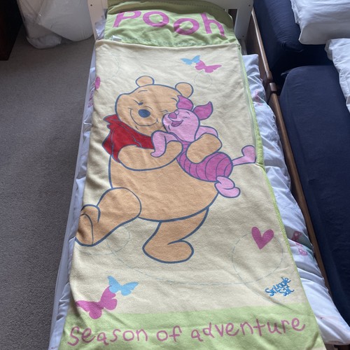 Winnie the pooh - winnie, snuggle