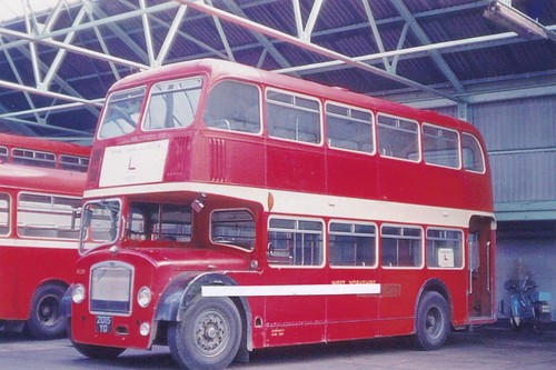 516m 6x4 bus photo west - 6x4",