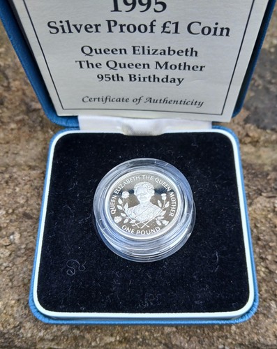 Guernsey 1995 queen mother - guernsey,