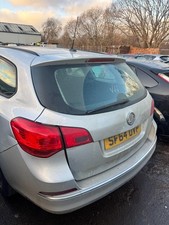 Vauxhall astra estate 2014 - vauxhall,