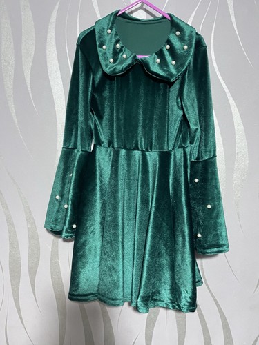 Green velvet dress with - green,