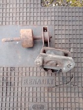 RENAULT R15 R17 TS Gordini Engine Mounting parts 1970s pre owned old stock