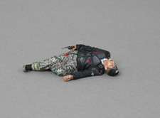 THOMAS GUNN SS186 Dead Crewman