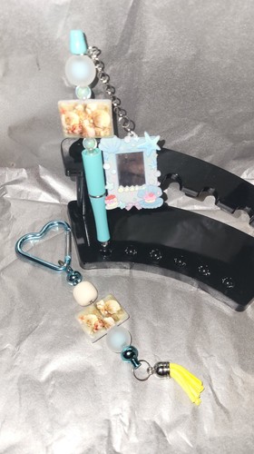 Beautiful sea shell beaded pen