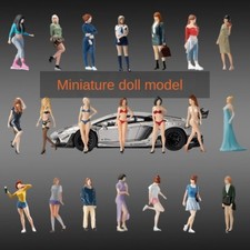 Diorama 1:64 Figure Model Trendy Girls Standing Garage Scene Display Props Model