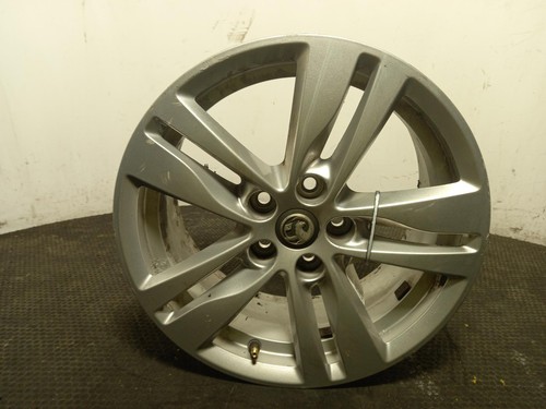 Vauxhall astra alloy wheel - alloy,