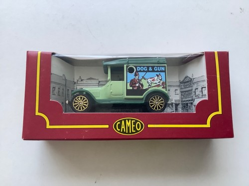 Corgi cameothe village - cameothe,