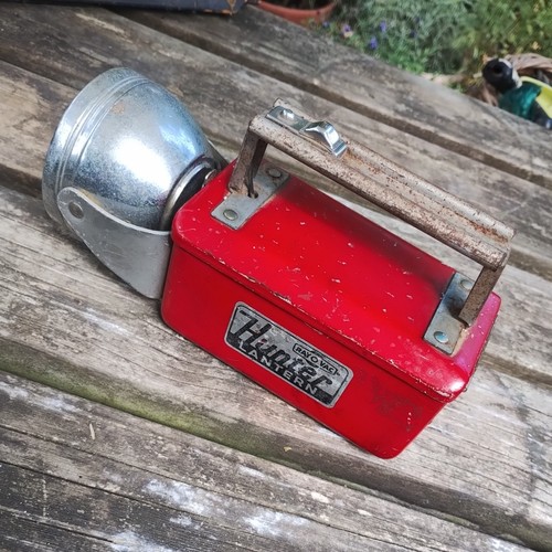 Vintage rayovac hunter red - rayovac,