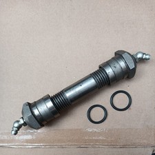 Fx4 Taxi Fulcrum Bush and Nuts