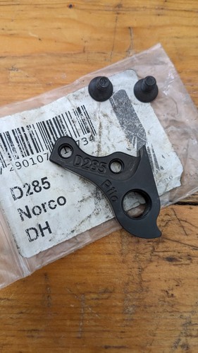 Rear derailleur hanger for - rear,