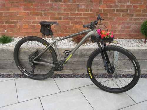 2025 bikes eccentric lite 1 - ns,