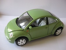 VW NEW BEETLE 1/24  BURAGO 1998
