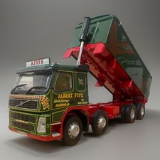 Corgi Volvo FM Bulk Tipper Albert Fyfe Haulage CC13514 1:50