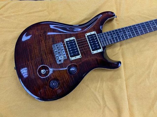 Prs custom guitar - fire, red