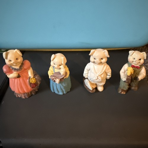 Vintage miniature figurine - j, c